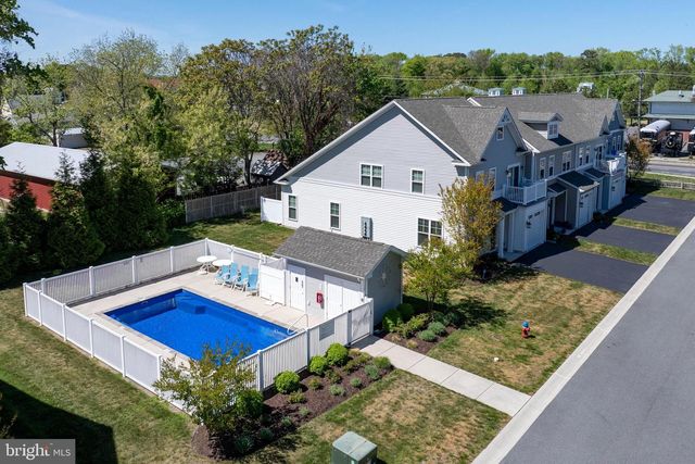 4 BLUEFIN CT, Ocean View, DE 19970
