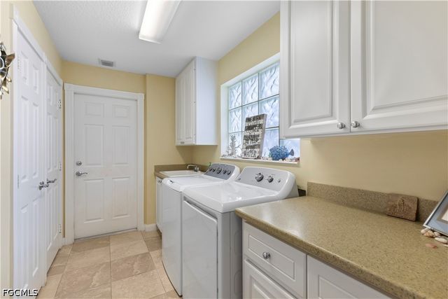 15382 Queen Angel WAY, Bonita Springs, FL 34135