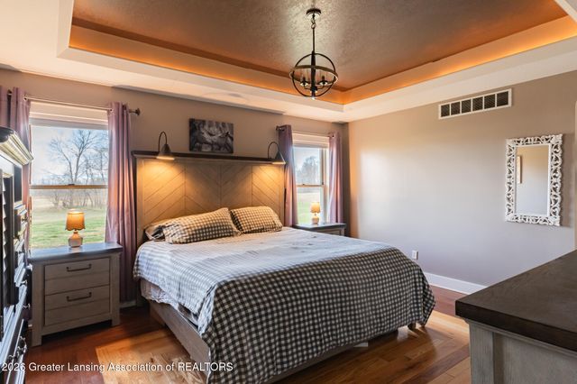 5682 Joshua Drive, Eaton Rapids, MI 48827