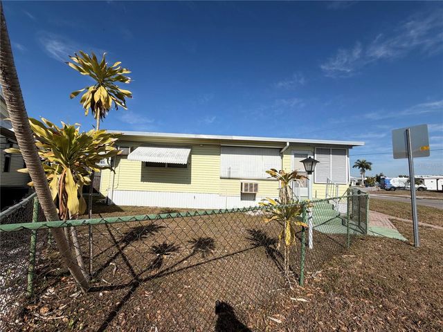 503 51ST AVENUE PLAZA W, Bradenton, FL 34207