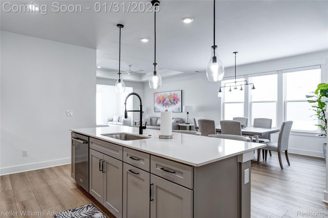 1617 Landings Lane, Milford Charter Township, MI 48381