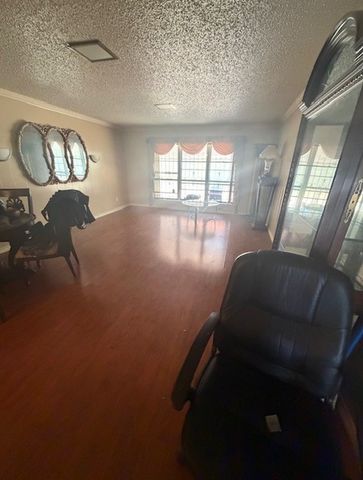 1907 Canelo Drive, Dallas, TX 75232