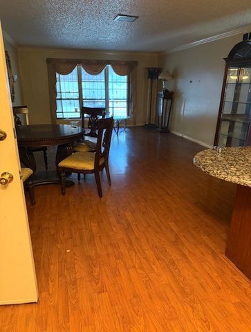 1907 Canelo Drive, Dallas, TX 75232