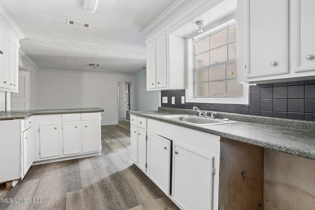 3328 Fleetwood Drive, Jackson, MS 39212