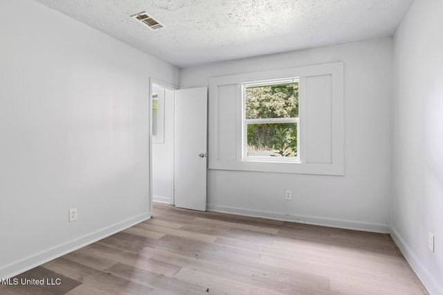 3328 Fleetwood Drive, Jackson, MS 39212