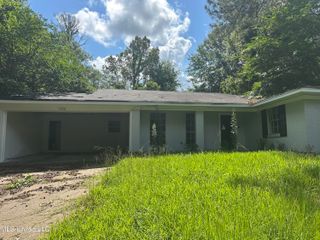 3328 Fleetwood Drive, Jackson, MS 39212