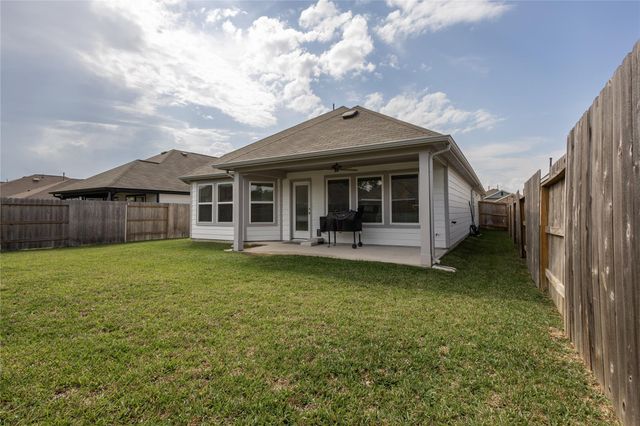 22361 Mountain Pine Drive, New Caney, TX 77357