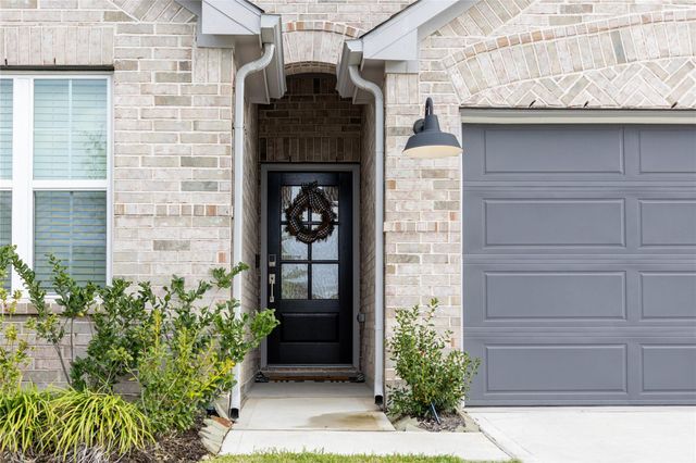 22361 Mountain Pine Drive, New Caney, TX 77357