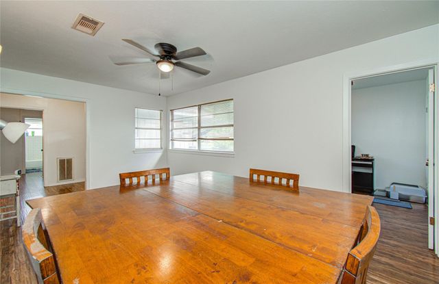 1710 W 11th Street, Freeport, TX 77541