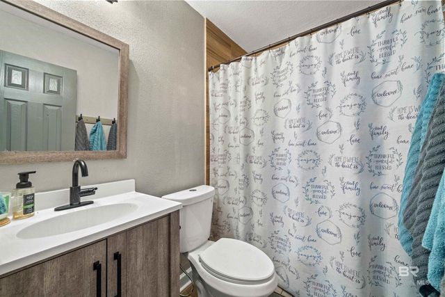 22897 Lincoln Street, Robertsdale, AL 36567