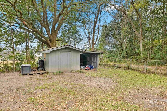 22897 Lincoln Street, Robertsdale, AL 36567