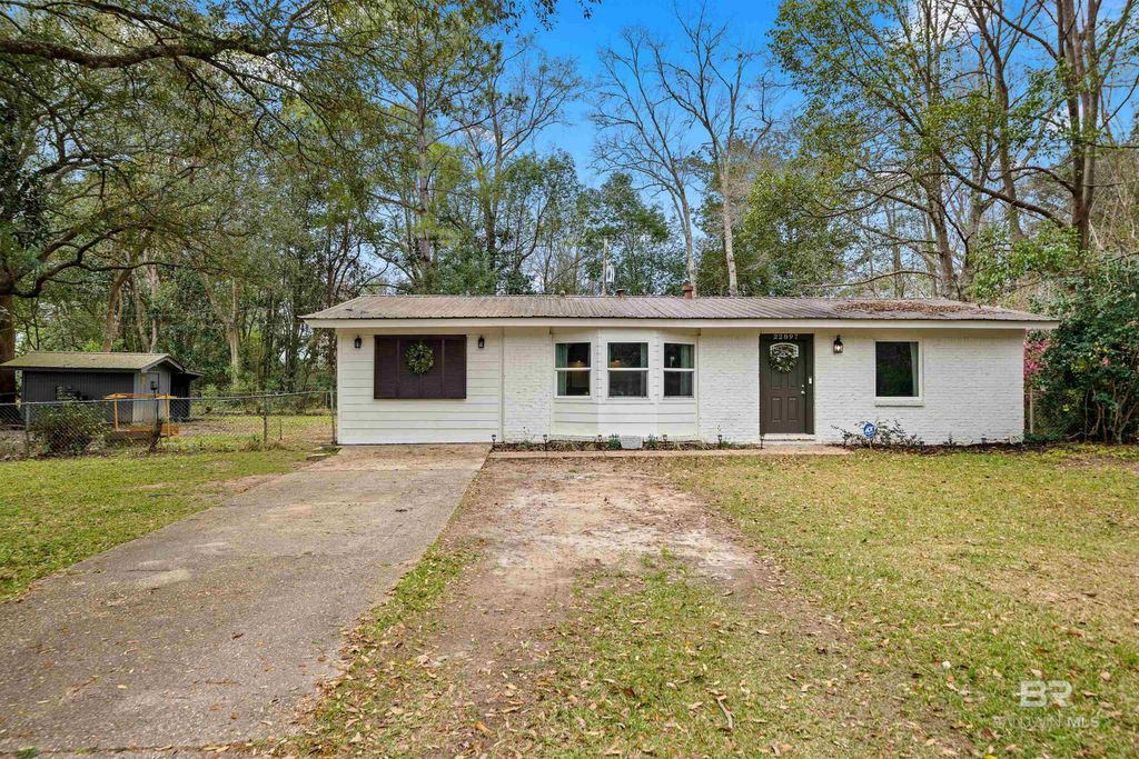 22897 Lincoln Street, Robertsdale, AL 36567