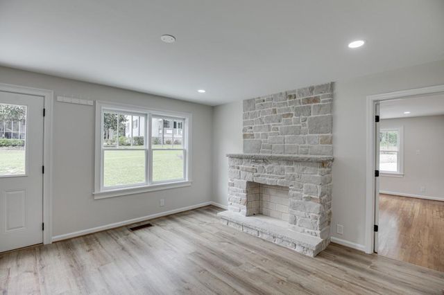 1057 Ferndale Street, Stone Mountain, GA 30083