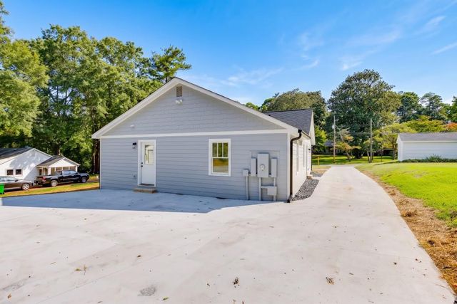 1057 Ferndale Street, Stone Mountain, GA 30083