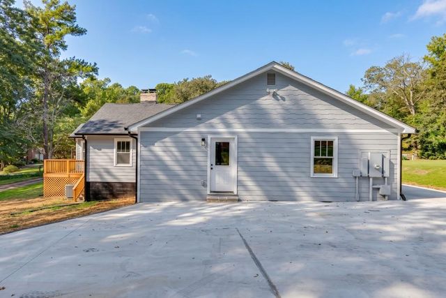 1057 Ferndale Street, Stone Mountain, GA 30083