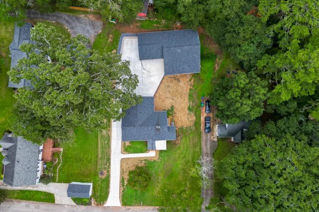 1057 Ferndale Street, Stone Mountain, GA 30083