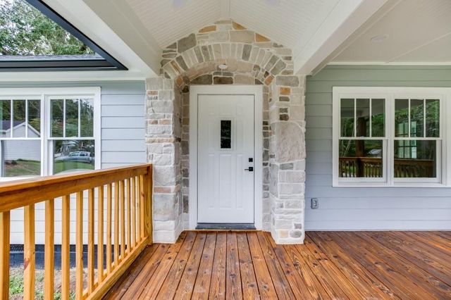 1057 Ferndale Street, Stone Mountain, GA 30083