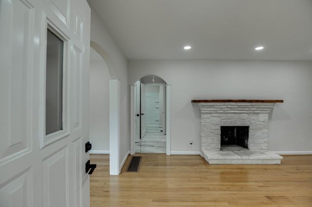 1057 Ferndale Street, Stone Mountain, GA 30083