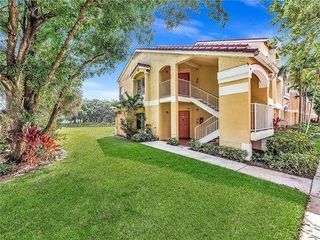 2667 NW 33rd St 2412, Oakland Park, FL 33309