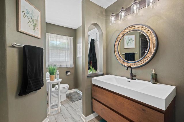 3631 E Elm ROAD, Oak Creek, WI 53154