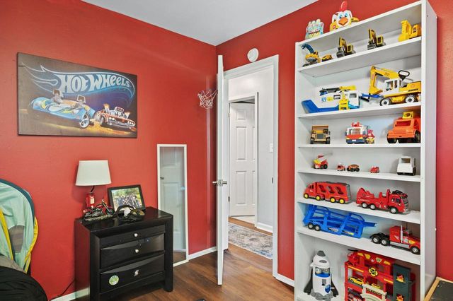 3631 E Elm ROAD, Oak Creek, WI 53154
