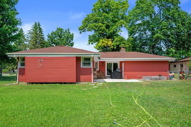 3631 E Elm ROAD, Oak Creek, WI 53154