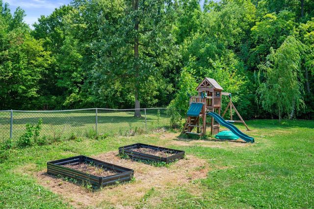 3631 E Elm ROAD, Oak Creek, WI 53154