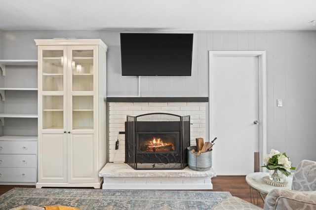 3631 E Elm ROAD, Oak Creek, WI 53154