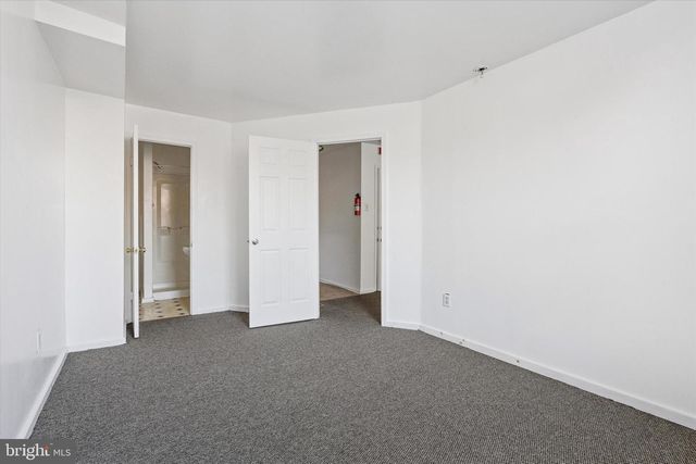 2260 N BROAD ST, Philadelphia, PA 19132