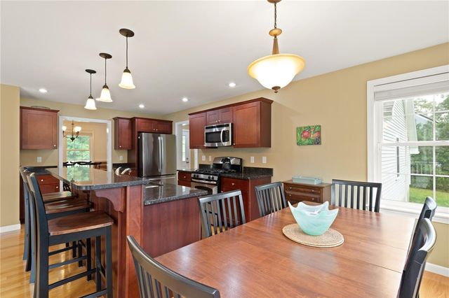 457 Cottrell Road, Tiverton, RI 02878