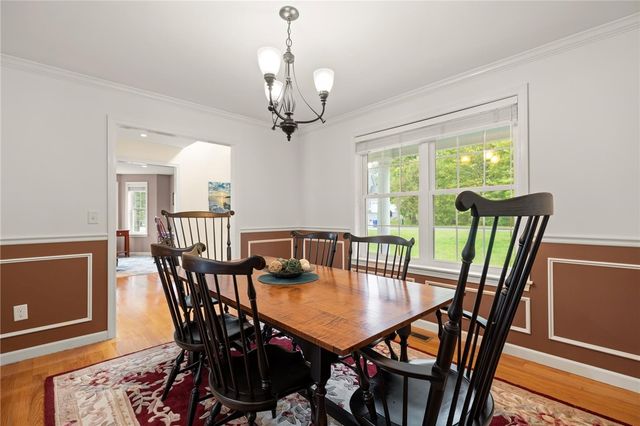 457 Cottrell Road, Tiverton, RI 02878