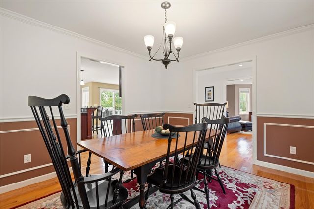 457 Cottrell Road, Tiverton, RI 02878