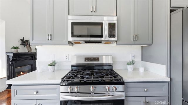 28924 Raintree Lane, Saugus, CA 91390