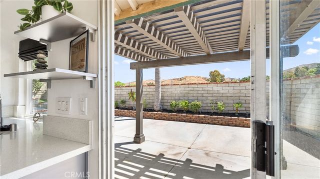 28924 Raintree Lane, Saugus, CA 91390