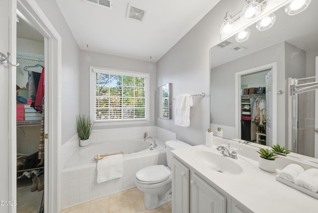 104 Pine Tag Court, Apex, NC 27502