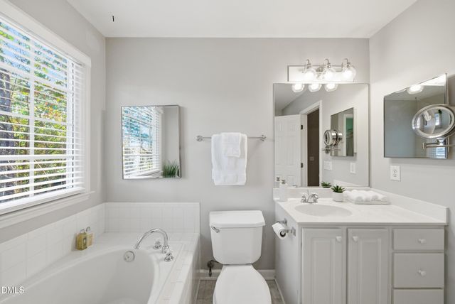 104 Pine Tag Court, Apex, NC 27502