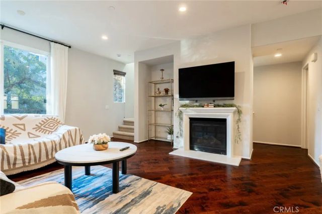 6371 Estrela Lane, Eastvale, CA 91752