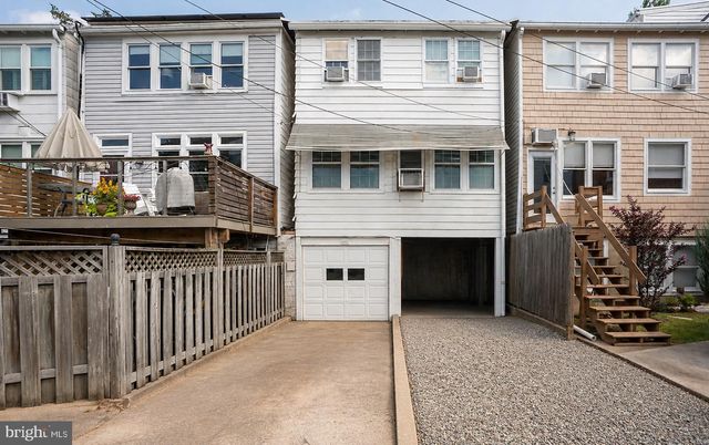 3822 BEECHER ST NW, Washington, DC 20007