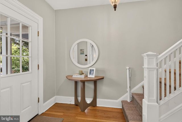3822 BEECHER ST NW, Washington, DC 20007