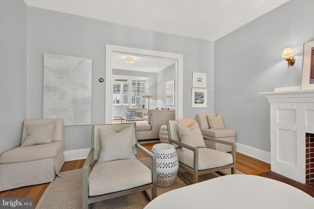 3822 BEECHER ST NW, Washington, DC 20007