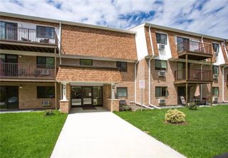 752 Quaker Lane C311, Warwick, RI 02818