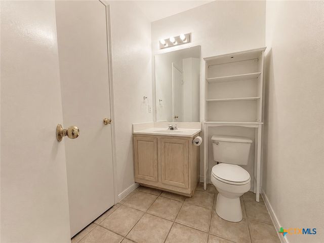 900 Jasmine Trail, Georgetown, TX 78626