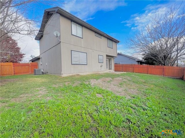 900 Jasmine Trail, Georgetown, TX 78626