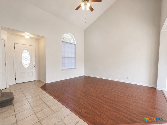 900 Jasmine Trail, Georgetown, TX 78626