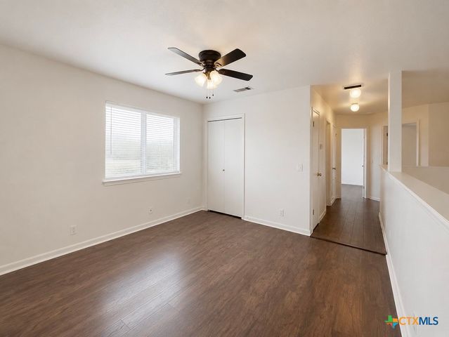 900 Jasmine Trail, Georgetown, TX 78626