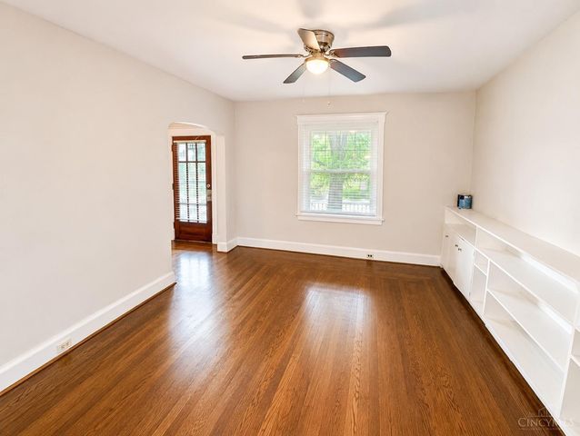 3827 Millsbrae Avenue, Cincinnati, OH 45209