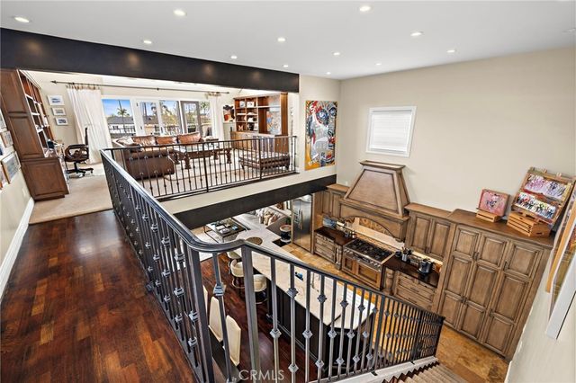 159 Angelo Walk, Long Beach, CA 90803