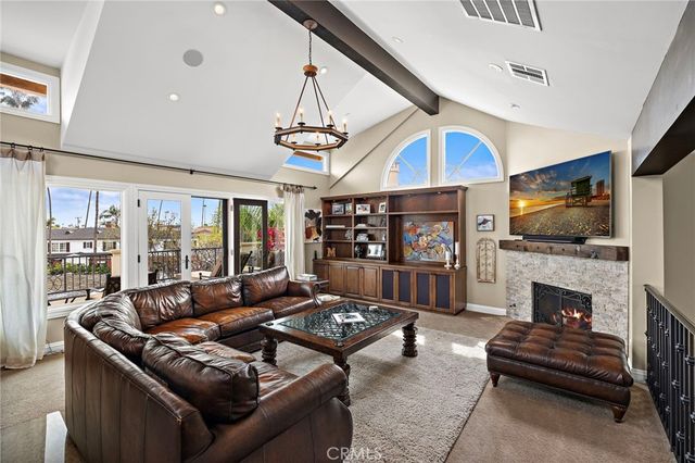 159 Angelo Walk, Long Beach, CA 90803