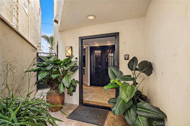 159 Angelo Walk, Long Beach, CA 90803
