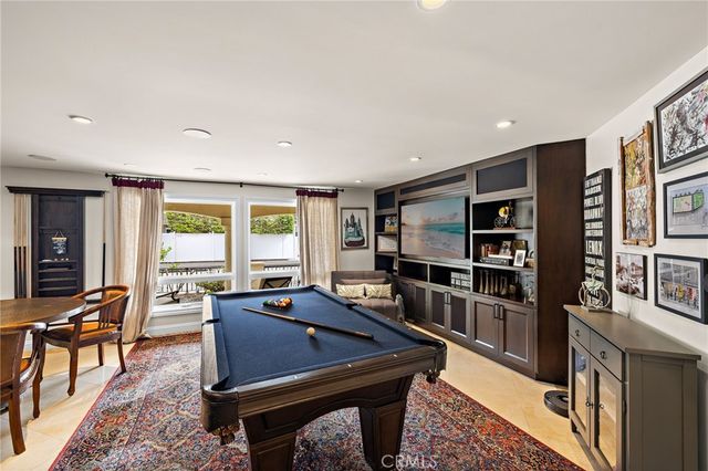 159 Angelo Walk, Long Beach, CA 90803